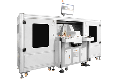Vollautomatische Stanzmaschine mit gestaffelter Verdr?ngungsspule